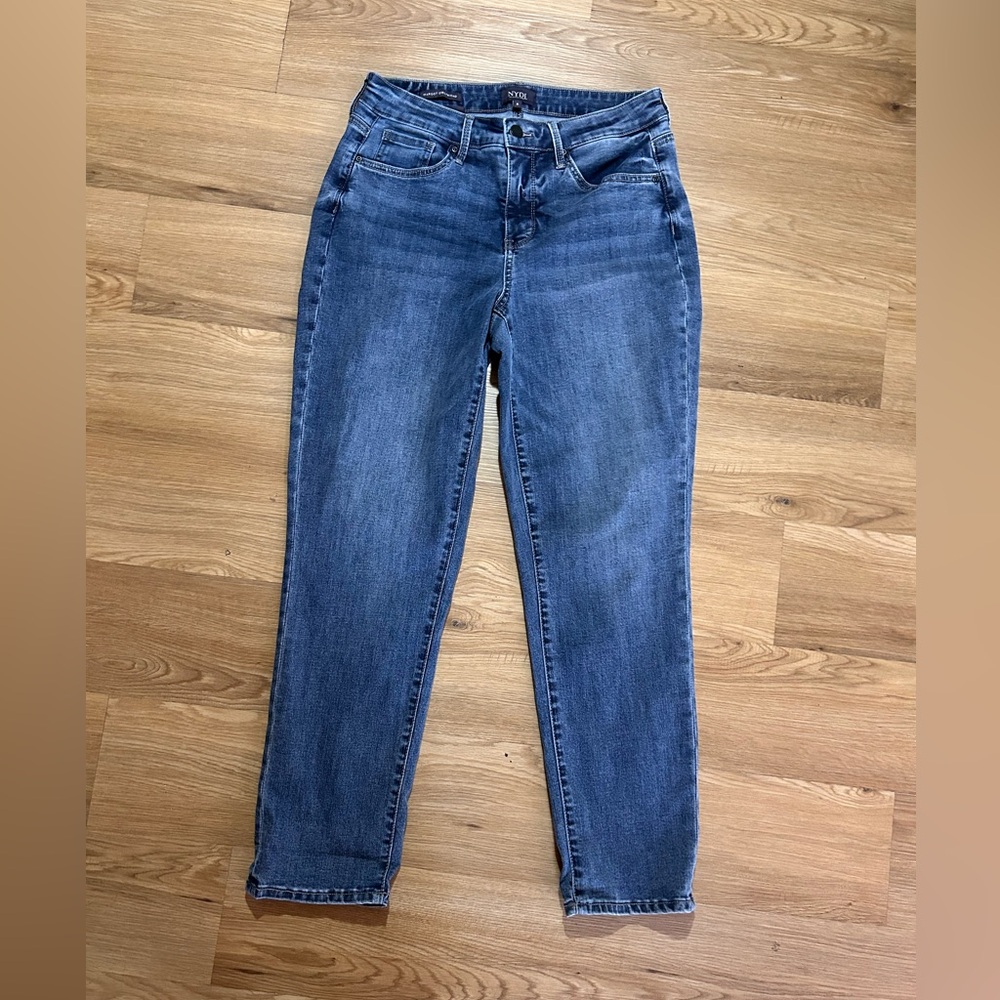 NYDJ Margot girlfriend jeans women size 8 cool embrace lift tuck technology
